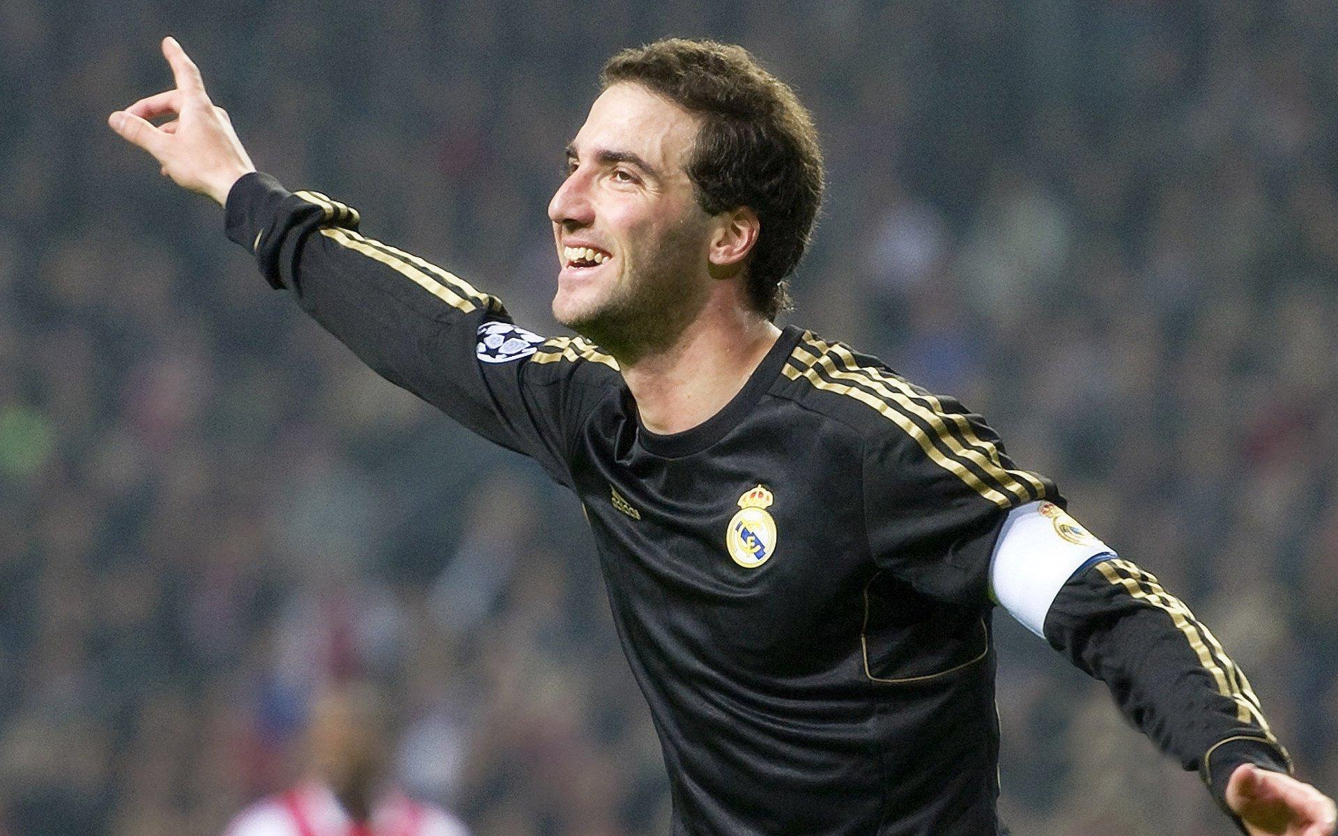 百米飞人巅峰对决,新星闪耀,传奇再续